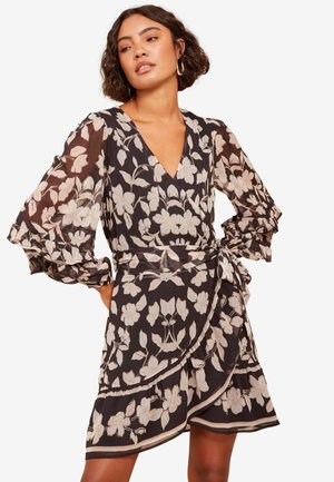 Friends Like These PETITE FIT - RUFFLE  - Vapaa-ajan mekko - cream