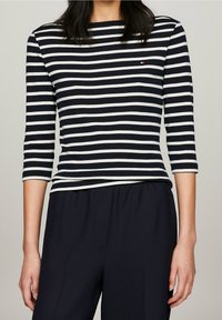 Tommy Hilfiger Långärmad tröja - black