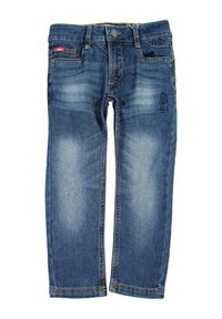 Jean en denim bleu avec une coupe droite, légère décoloration à l'avant, cinq poches, et une fermeture par bouton. Comprend une étiquette de marque rouge et un logo.