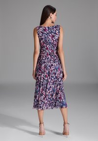 Swing SWING - Day dress - navy   multi