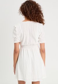 Cache Cache AUSGESTELLTES  - Robe de jour - ecru