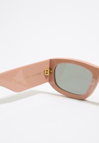 Bimba Y Lola RECTANGULARES - Occhiali da sole - rosa empolvado