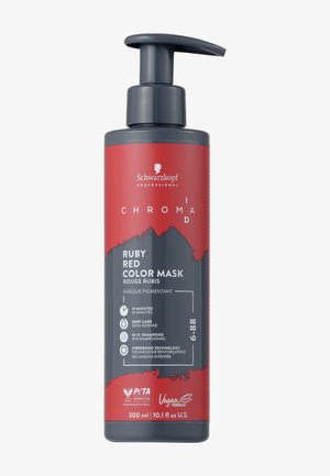 Bottiglia cilindrica rossa con pompa grigia, etichettata "Maschera Colorante Rosso Rubino." Contiene 300 ml, presenta i loghi PETA e vegan, e istruzioni per l'uso.