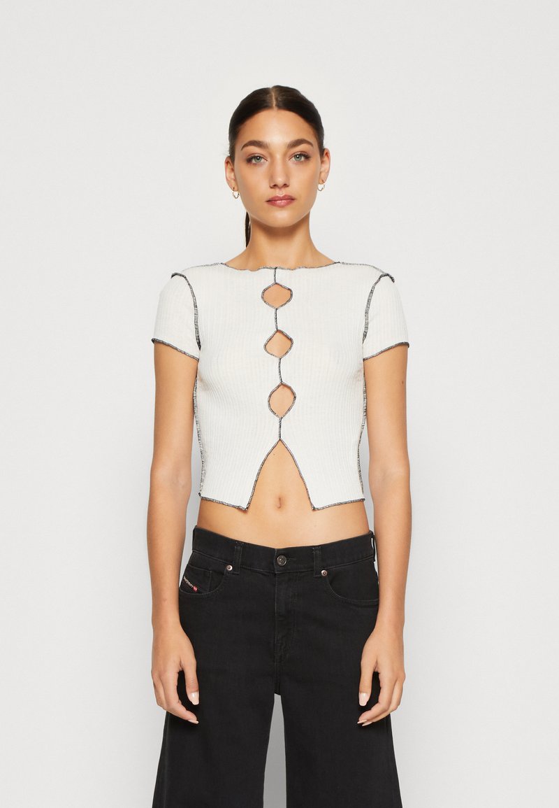 BDG Urban Outfitters CUT OUT SPLIT TEE - T-Shirt print - cream/beige ...