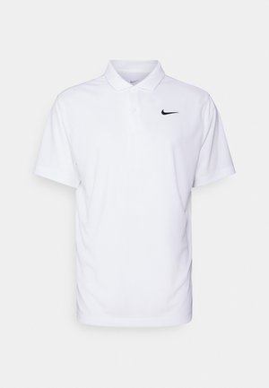 Weißes Poloshirt aus atmungsaktivem Material, mit einem schwarzen Nike-Logo auf der linken Brust und einer klassischen Knopfleiste mit drei Knöpfen. Kurzärmelig.
