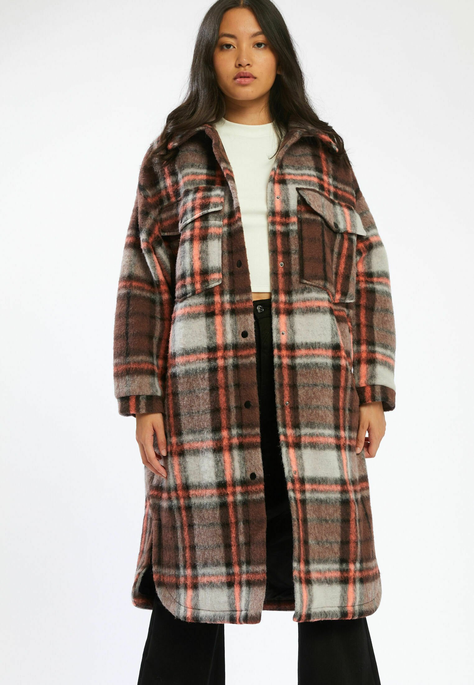 Abrigo largo oversize de cuadros con lana Marrón Mujer | Abrigo Pimkie —  Beansandcroydon