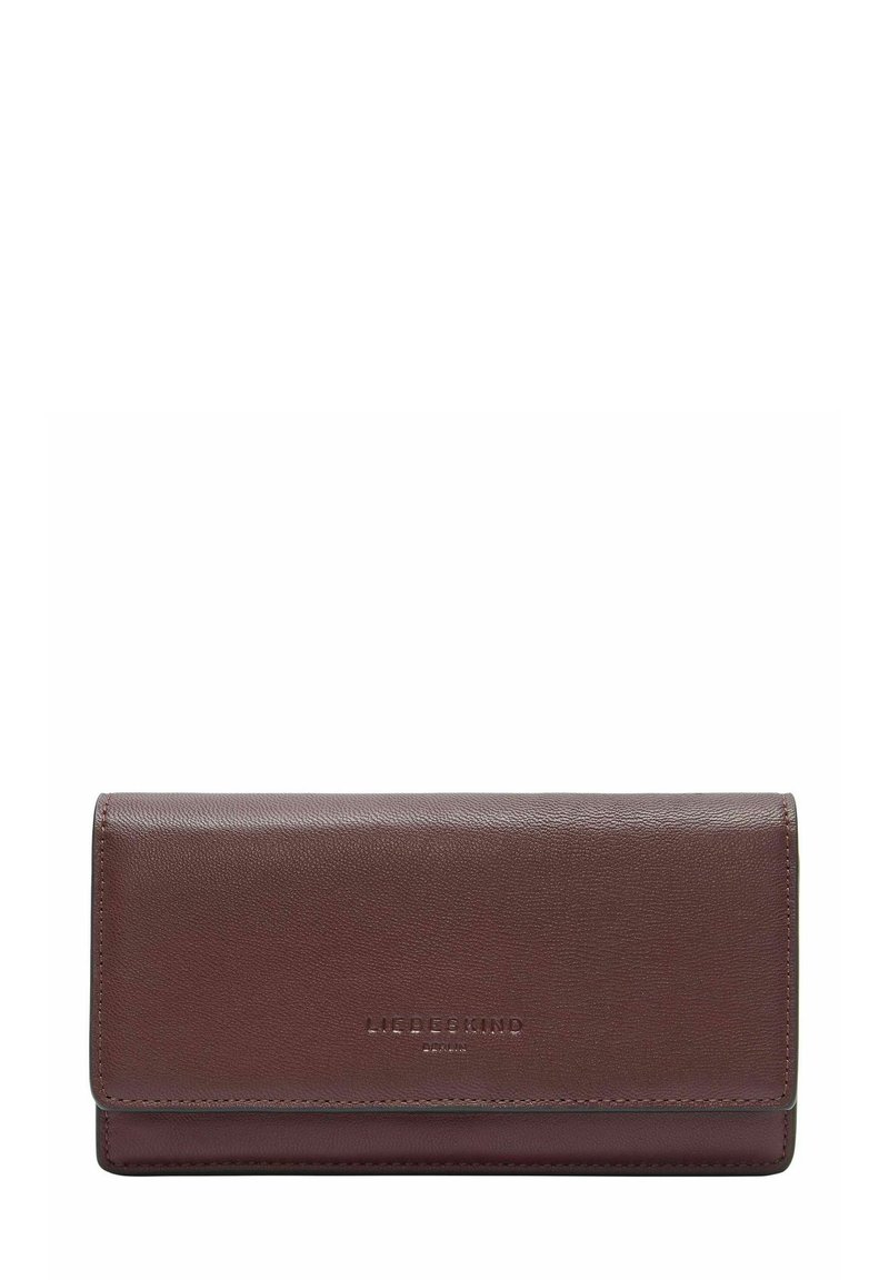 Bordeauxrotes Lederportemonnaie mit glatter Oberfläche, rechteckiger Form und geprägtem Markennamen auf der Vorderseite. Überschlagverschluss.