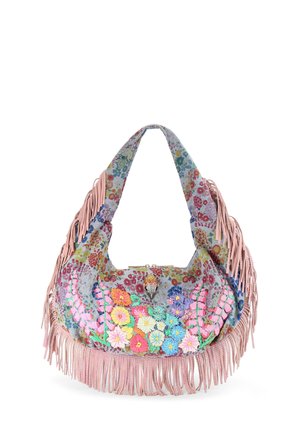 Sac à main en tissu style bohème avec des fleurs brodées colorées, des franges en cuir rose sur les bords et un fermoir orné de bijoux au centre.