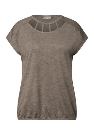 Braunes, kurzärmliges Oberteil mit rundem Ausschnitt und Ausschnittdetail. Weicher, strukturierter Stoff mit lockerer Passform und sichtbaren Nähten.