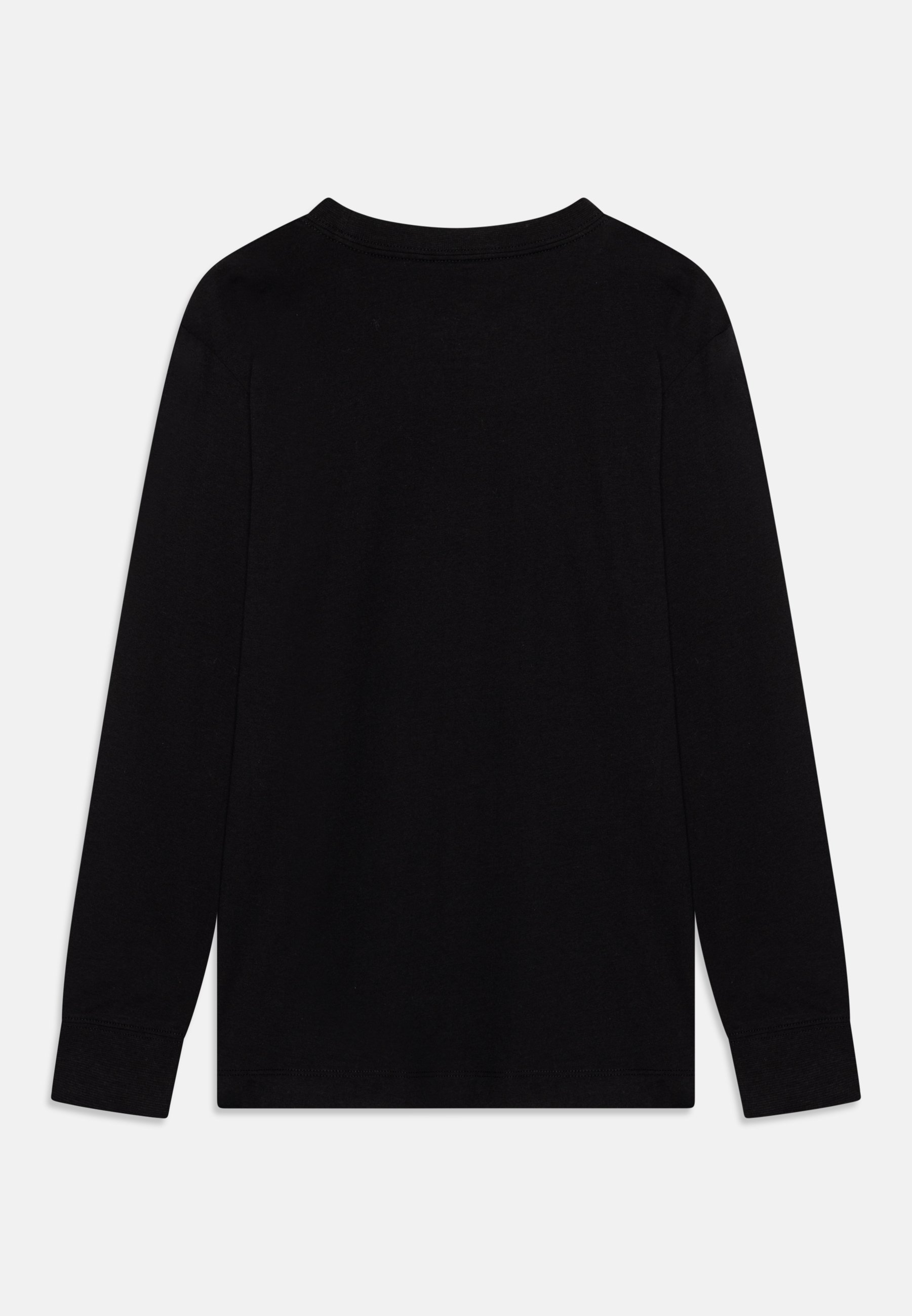 nike futura long sleeve top