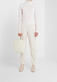 FTC Cashmere Jersey de punto - white