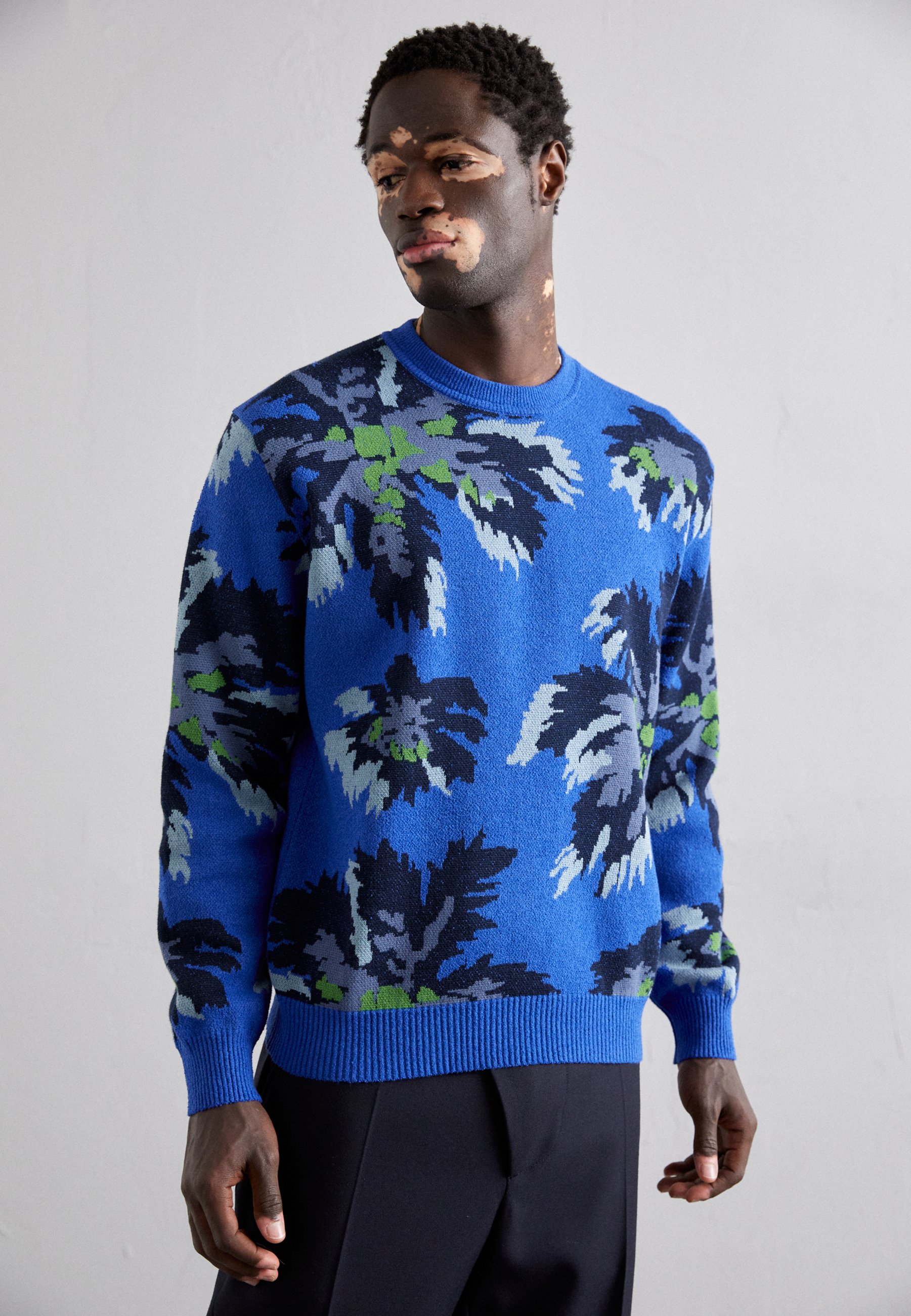 paul smith blue jumper