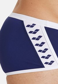 Thumbnail Image 3