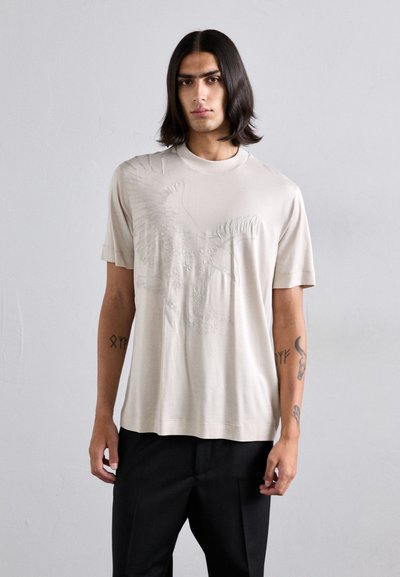 Emporio Armani Tricou cu imprimeu - silver cloud
