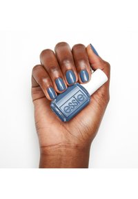 Essie NAIL POLISH niebieski