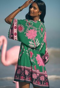 Love & Roses TROPICAL KAFTAN  - Rochie de zi - green