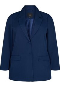 Marinblå blazer i slätt tyg, med uppvikt krage, två framfickor och tvåknappsstängning. Skräddarsydd passform med långa ärmar.