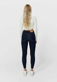 Stradivarius Uske traperice - royal blue