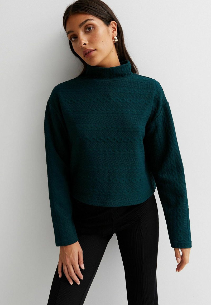 New Look CABLE KNIT STAND NECK BOXY Jersey de punto dark green