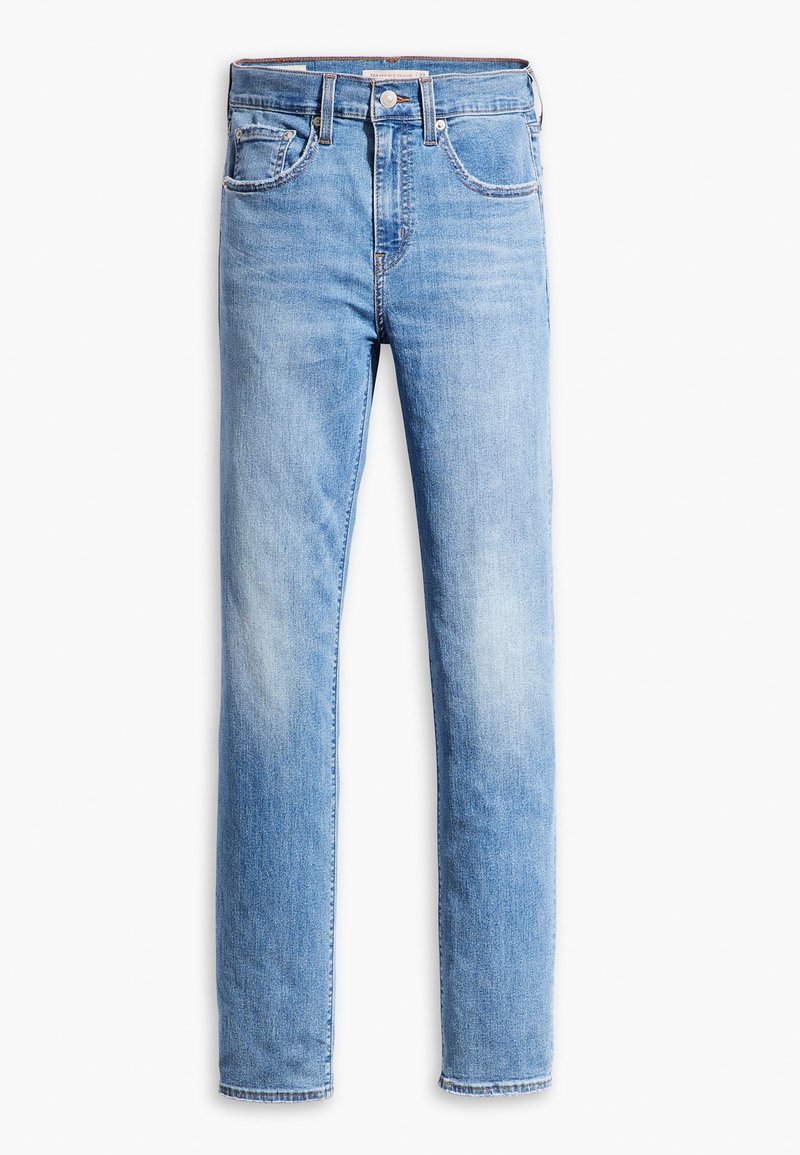 Jean en denim bleu clair, coupe droite, cinq poches, fermeture à bouton et passants pour ceinture.