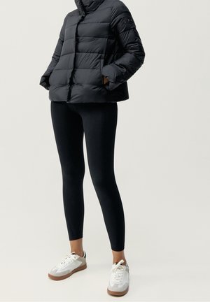 Winterjacke - black