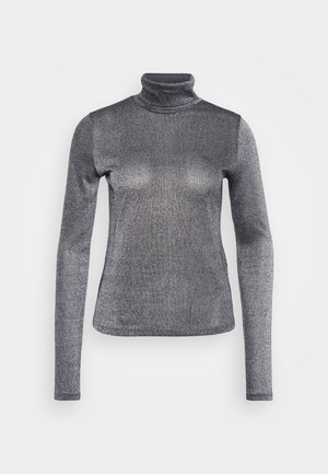 Ilgos rankovės apykaklės marškinėliai pagaminti iš metalinio sidabro audinio. Lygi tekstūra, prigludęs dizainas, su subtiliu blizgesiu ir aukšta apykakle.