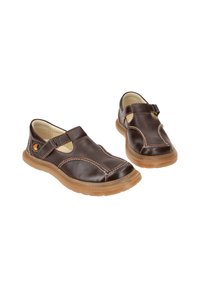 Braune Lederschuhe mit einer glatten Oberfläche, ausgestattet mit einem Riemenverschluss, gepolstertem Innensohle und einer Gummisohle in einem helleren Braunton.