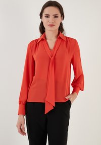 Unselected, orange