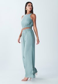 BWLDR LAILA - Kalhoty - duck egg blue