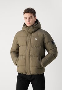 Calvin Klein Jeans ESSENTIALS JACKET - Vinterjakker - tarmac