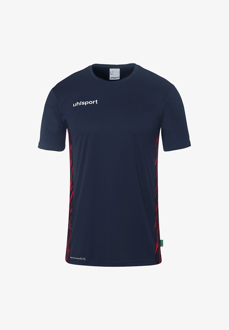 T-shirt de sport bleu marine à manches courtes, avec des rayures diagonales rouges subtiles sur les côtés et un logo blanc (« uhlsport ») à l'avant. Tissu léger.