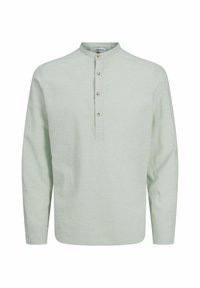 Unselected, iceberg green