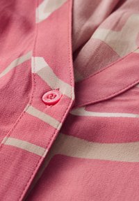 Street One MIT SMOCK-DETAILS - Camicetta - rosa