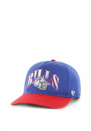 Blaue und rote Kappe mit dem Schriftzug "BILLS" und einem Football-Helm-Logo auf der Vorderseite sowie dem "'47"-Logo an der Seite.