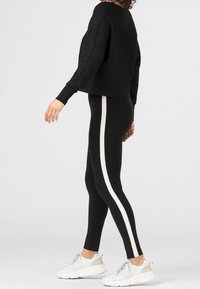 HALLHUBER Leggings - Trousers - black