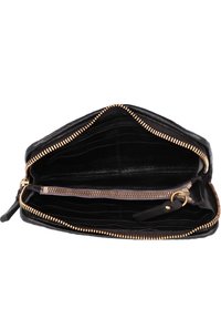 Portafoglio in pelle nera con zip dorata, dotato di più scomparti per carte e un compartimento con zip separato per le monete. Design strutturato.