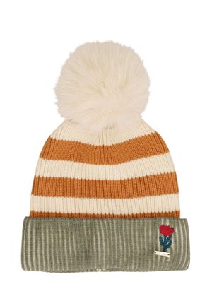 Berretto invernale lavorato a maglia con righe orizzontali crema e arancione, risvolto grigio, ricamo floreale rosso e grande pon pon crema sulla sommità.