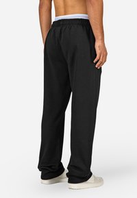 Pegador WIDE  czarny