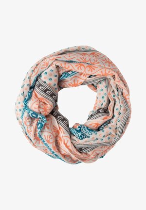 Lichte stof infinity sjaal met koraaloranje bloemenpatronen, turquoise geometrische vormen en zwarte gestreepte accenten op een witte achtergrond.