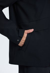 Icepeak ADONO - Chaqueta softshell - schwarz