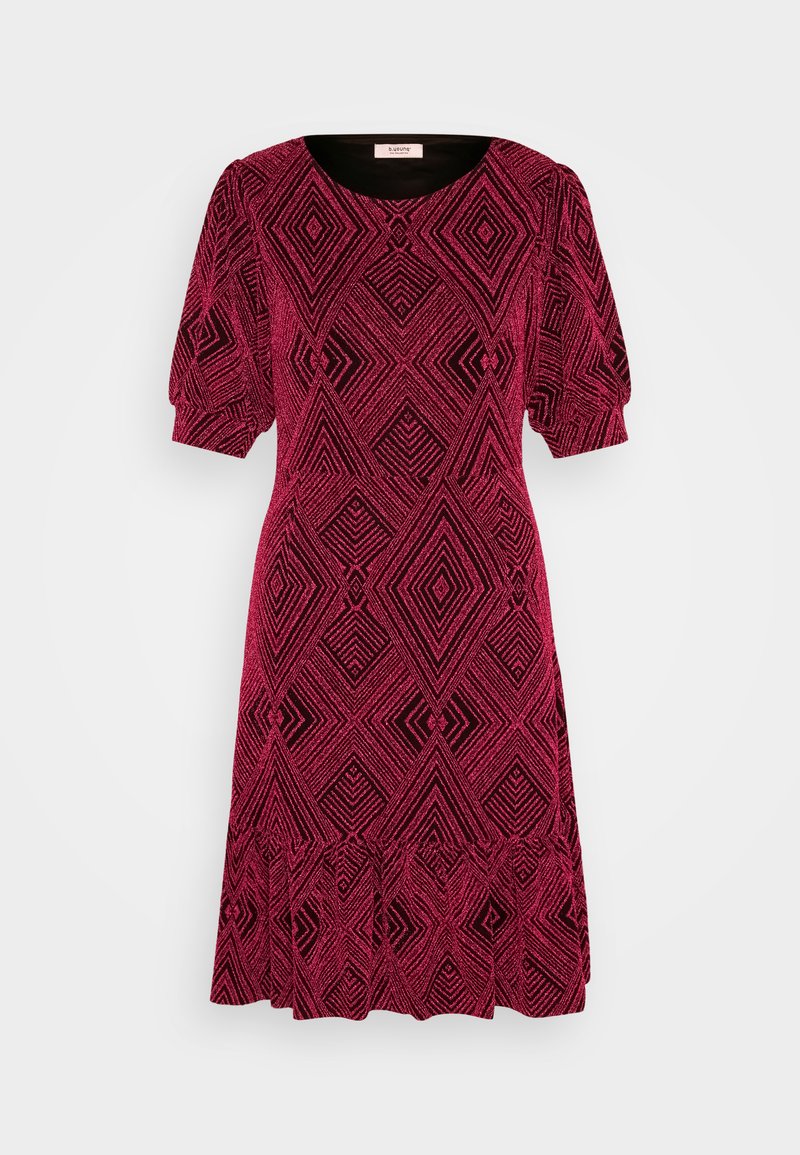 b.Young Cocktailjurk donkerroze