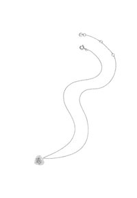 Silberne Halskette mit einem herzförmigen Anhänger, der strahlende Linien aufweist, an einer zarten Kette mit verstellbarem Verschluss und Schlaufen.