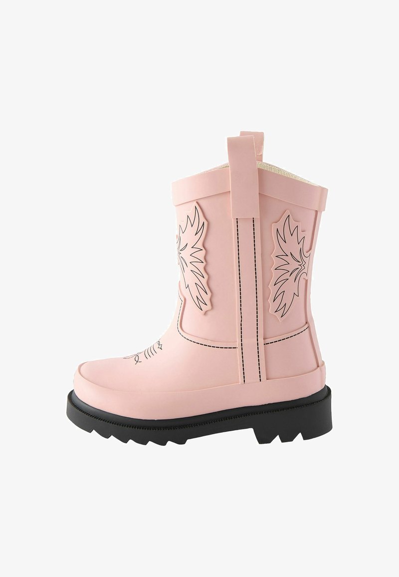 Stivale di gomma rosa con suola nera, caratterizzato da disegni a fiamma in rilievo sui lati e cuciture a contrasto. Altezza ridotta con linguetta di estrazione.