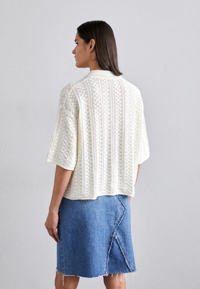 Holzweiler SHIRT - Button-down blouse - white