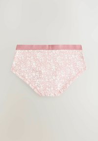Sous-vêtements en coton pastel rose avec un imprimé de fleurs blanches, présentant une taille solide rose et des bords sans couture pour plus de confort.