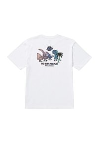 T-shirt en coton blanc présentant un graphique cartoon coloré d'un palmier, d'une vague, d'un soleil et de personnages, avec le texte "pas de soleil pas de plaisir."