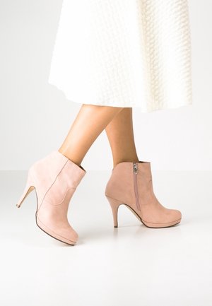 Bottines à talons hauts - light pink