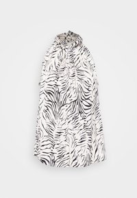 Lunga cappuccio bianco con strisce zebra nere, esposta piatta su uno sfondo neutro.