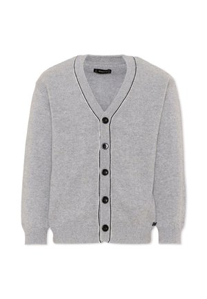 Lichtgrijze gebreide cardigan met vijf zwarte knopen, V-hals, lange mouwen en subtiele zwarte bies langs de knopenrij en halslijn.