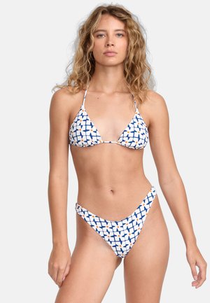 VACATION - MIT KNAPPER BEDECKUNG - Bikini top - white